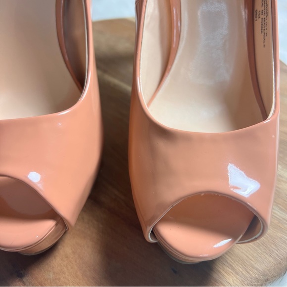 GUESS Rosalie Blush Pink Patent Leather Heels Size 8.5 - Picture 6 of 11